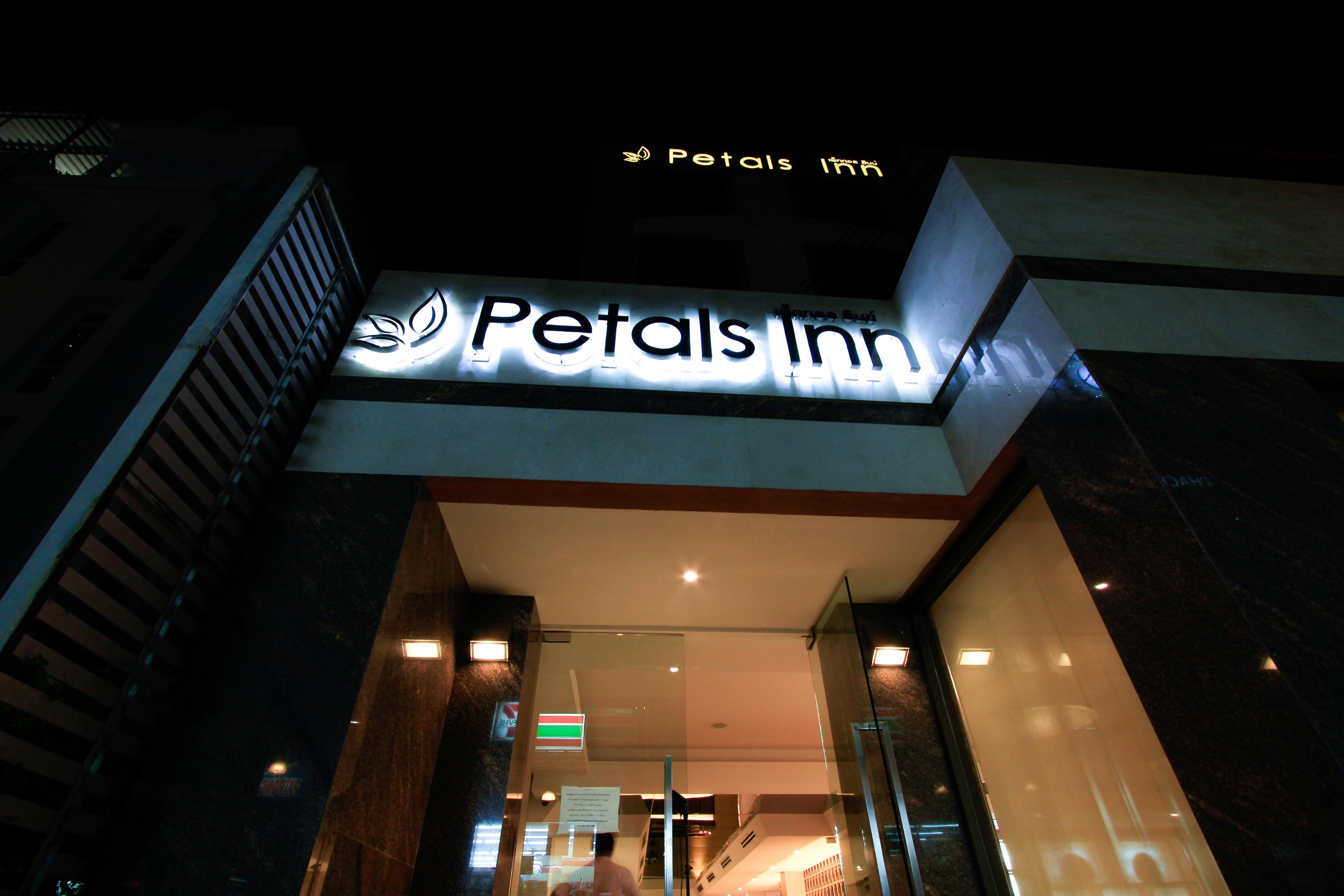 Petals Inn Bangkok Exteriér fotografie